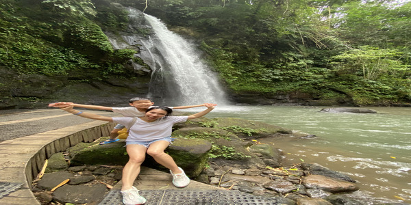WATERFALL TOUR